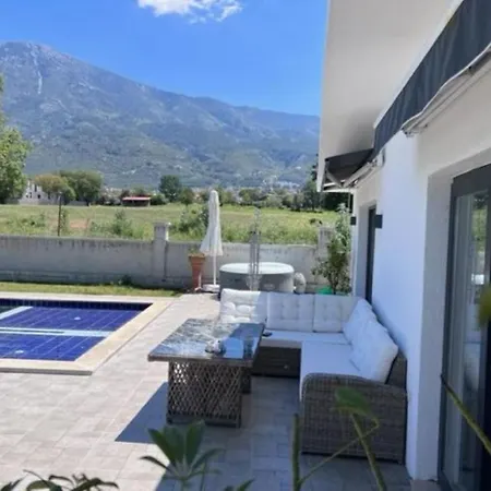 K Holiday home *
